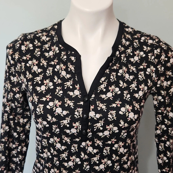 Lauren Ralph Lauren Floral 3/4 Sleeve Top - Picture 3 of 14